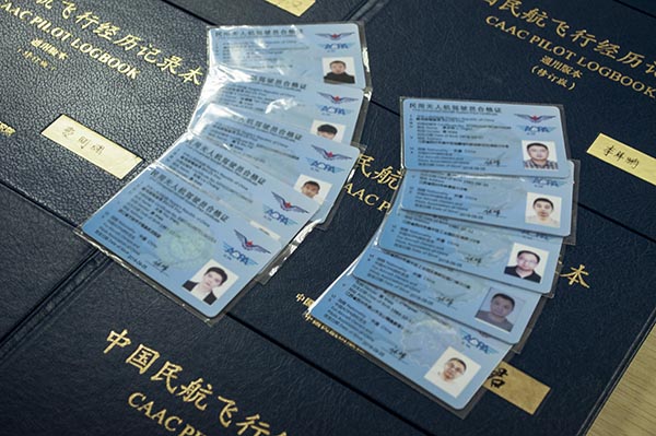 1694939635845664.jpg 1693724763505170.jpg